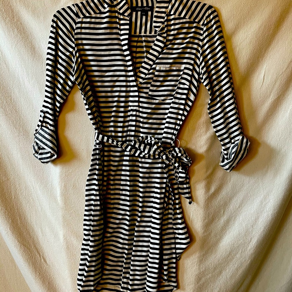 Alex & Alex striped dress with waist tie size XS
